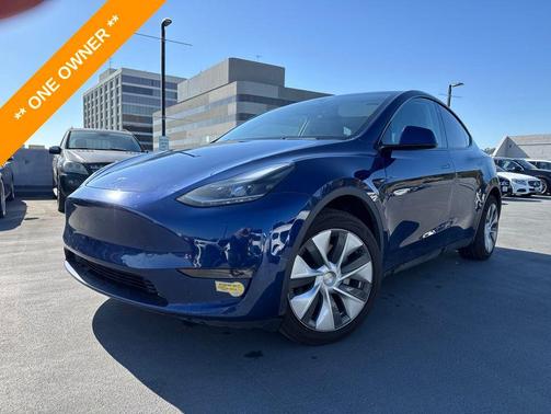 Deep Blue Metallic 2022 Tesla Model Y Long Range Dual Motor All-Wheel Drive