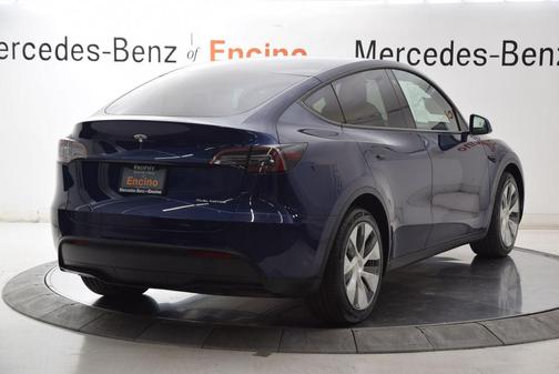 Deep Blue Metallic 2022 Tesla Model Y Long Range Dual Motor All-Wheel Drive