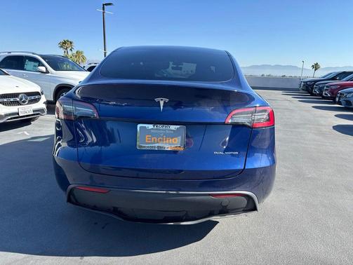 Deep Blue Metallic 2022 Tesla Model Y Long Range Dual Motor All-Wheel Drive