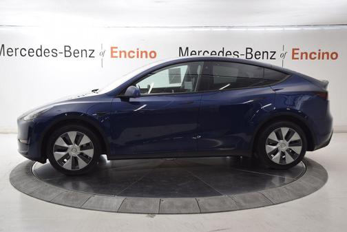 Deep Blue Metallic 2022 Tesla Model Y Long Range Dual Motor All-Wheel Drive