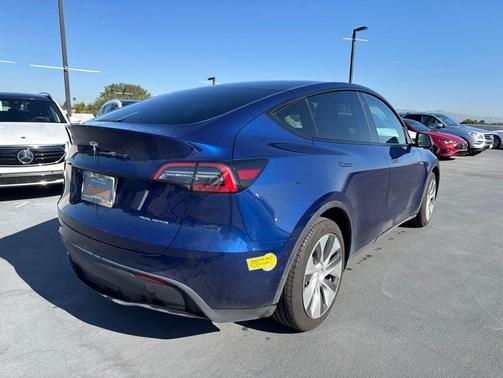 Deep Blue Metallic 2022 Tesla Model Y Long Range Dual Motor All-Wheel Drive