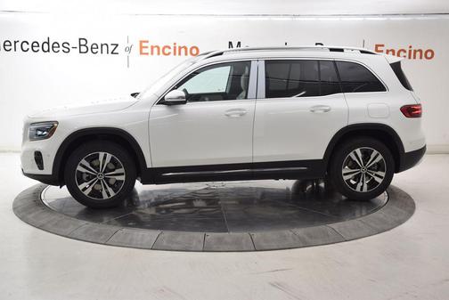 Polar White 2026 Mercedes-Benz GLB 250 Base