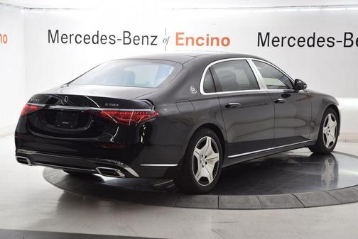 Obsidian Black 2026 Mercedes-Benz Maybach S 580 4MATIC