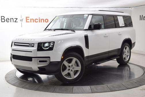 Fuji White 2024 Land Rover Defender 130 P400 S