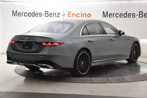 Silver Magno 2027 Mercedes-Benz S-Class S 580 4MATIC