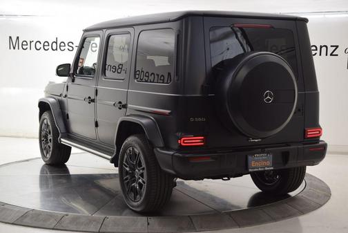 Black Magno 2027 Mercedes-Benz G-Class G 580e