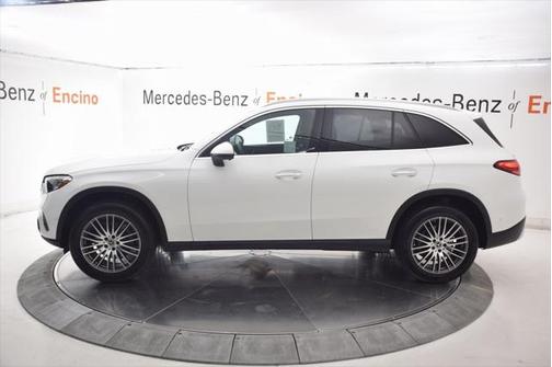2025 Mercedes-Benz GLC 300 Base