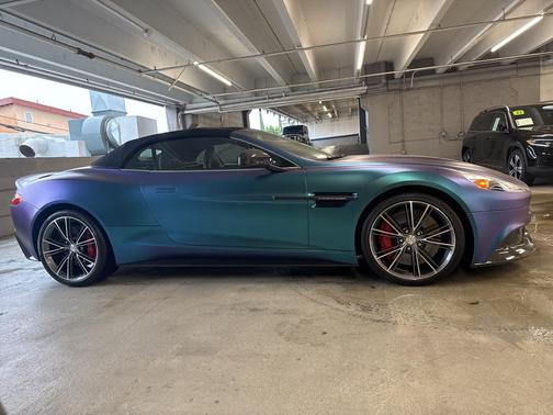 2014 Aston Martin Vanquish Volante
