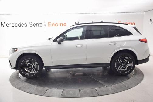 2026 Mercedes-Benz GLC 300 Base