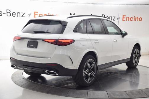 2026 Mercedes-Benz GLC 300 Base