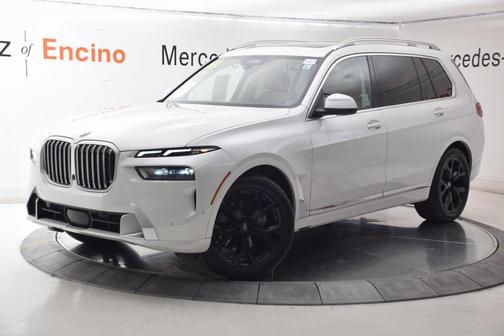 2023 BMW X7 xDrive40i