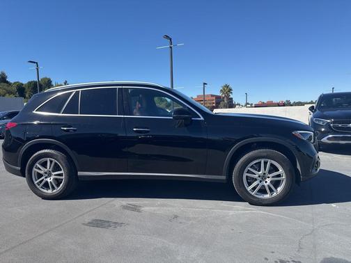 2023 Mercedes-Benz GLC 300 4MATIC
