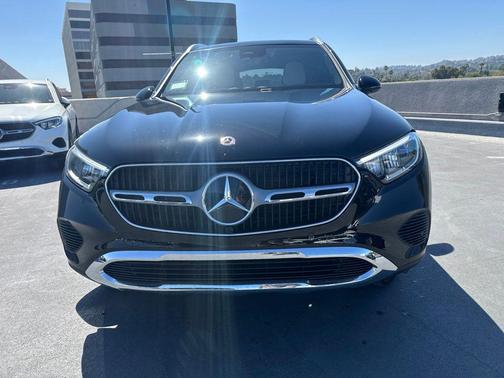 Black 2026 Mercedes-Benz GLC 300 Base