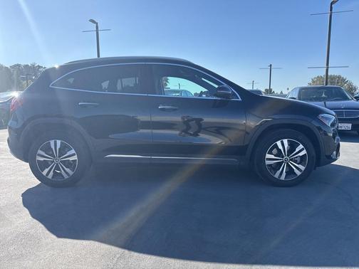 2025 Mercedes-Benz GLA 250 4MATIC
