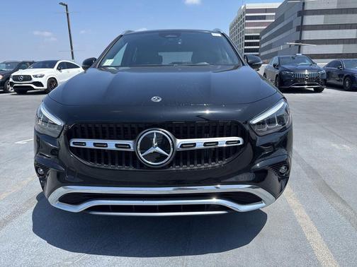 Night Black 2026 Mercedes-Benz GLA 250 4MATIC