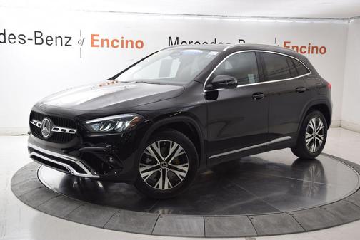 Night Black 2026 Mercedes-Benz GLA 250 4MATIC