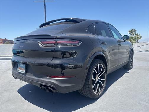 2023 Porsche Cayenne Platinum Edition