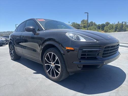 2023 Porsche Cayenne Platinum Edition