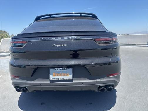 2023 Porsche Cayenne Platinum Edition