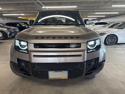 Lantau Bronze Metallic 2023 Land Rover Defender 110 V8