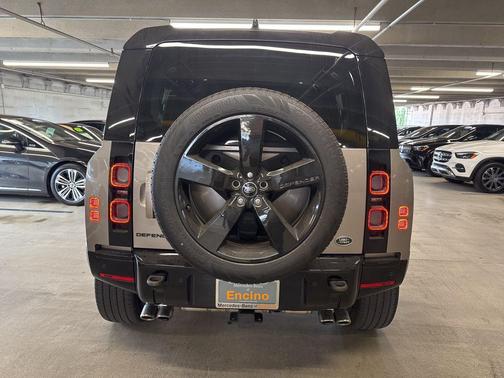 Lantau Bronze Metallic 2023 Land Rover Defender 110 V8