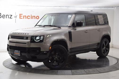 Lantau Bronze Metallic 2023 Land Rover Defender 110 V8