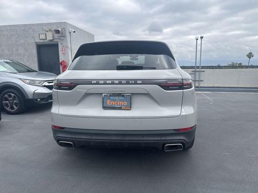 Chalk 2021 Porsche Cayenne Cayenne