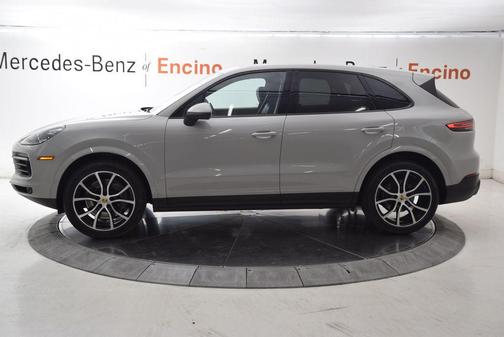 Chalk 2021 Porsche Cayenne Cayenne