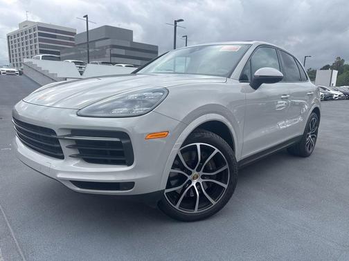 Chalk 2021 Porsche Cayenne Cayenne