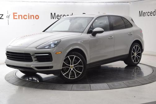 Chalk 2021 Porsche Cayenne Cayenne
