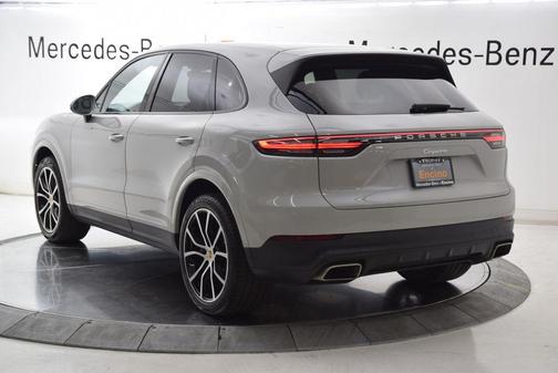 Chalk 2021 Porsche Cayenne Cayenne