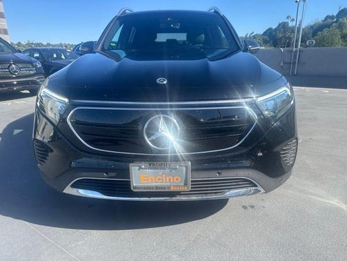 Night Black 2023 Mercedes-Benz EQB 300 4MATIC