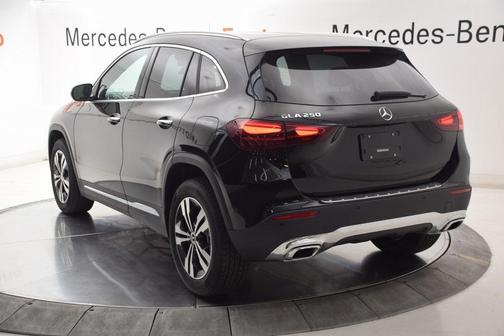 2026 Mercedes-Benz GLA 250 4MATIC