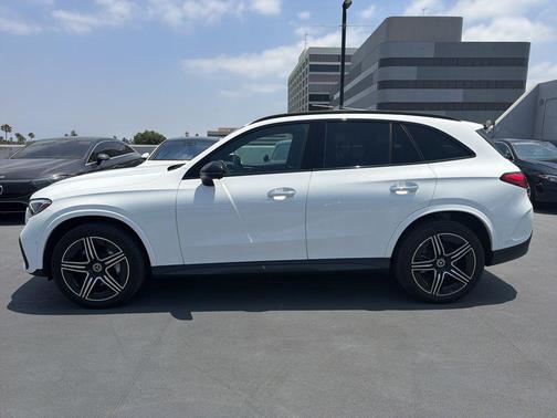 Polar White 2023 Mercedes-Benz GLC 300 4MATIC