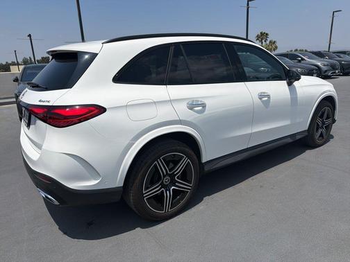 Polar White 2023 Mercedes-Benz GLC 300 4MATIC