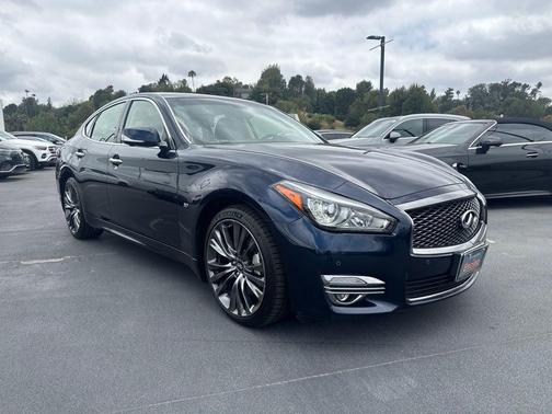 Hermosa Blue 2016 INFINITI Q70 3.7