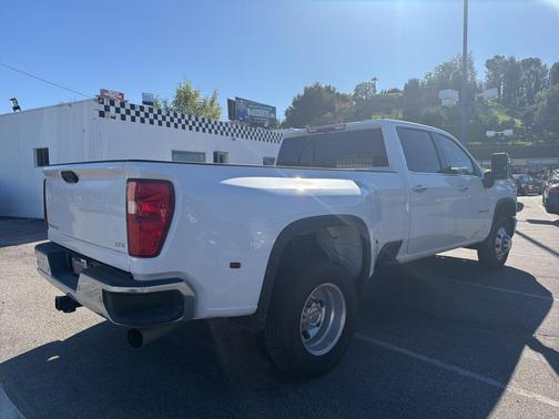 2025 Chevrolet Silverado 3500 LTZ