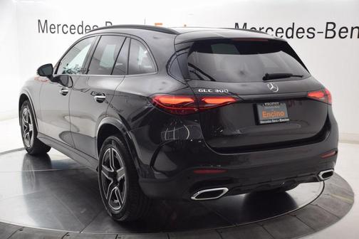 2025 Mercedes-Benz GLC 300 Base