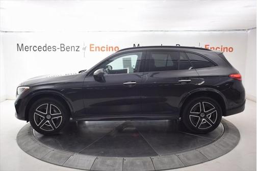 2025 Mercedes-Benz GLC 300 Base