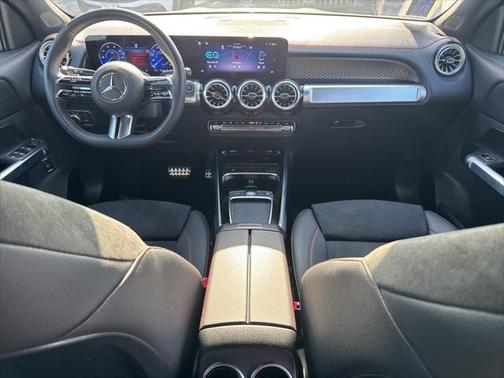 2024 Mercedes-Benz EQB 250 Base