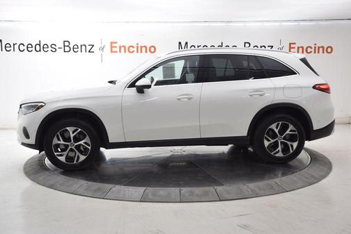 Polar White 2025 Mercedes-Benz GLC 350e Base