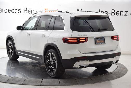 Polar White 2026 Mercedes-Benz GLB 250 Base