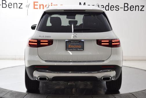 Polar White 2026 Mercedes-Benz GLB 250 Base