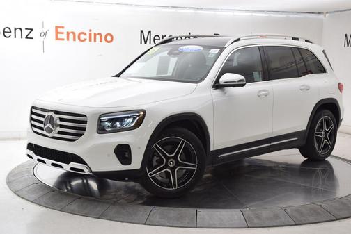 Polar White 2026 Mercedes-Benz GLB 250 Base