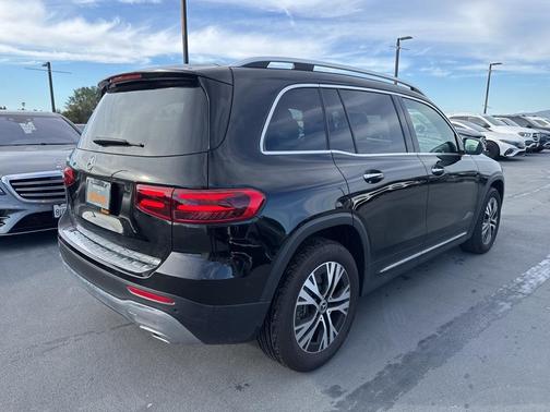 2026 Mercedes-Benz GLB 250 Base