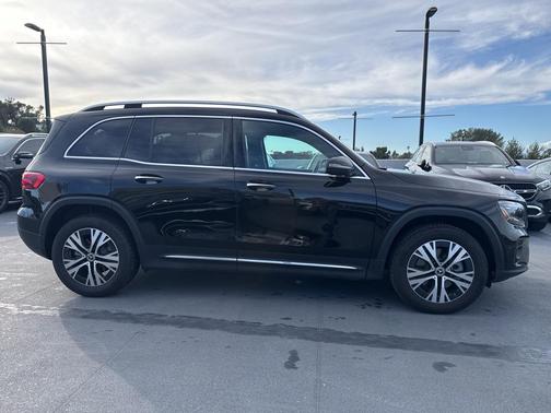 2026 Mercedes-Benz GLB 250 Base