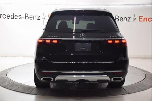 2025 Mercedes-Benz GLS 450 4MATIC