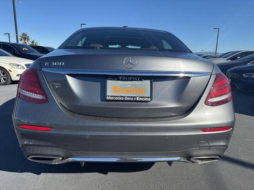 2018 Mercedes-Benz E-Class E 300