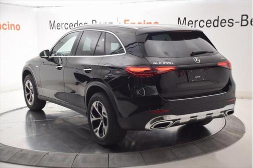 2025 Mercedes-Benz GLC 350e Base