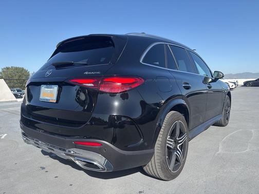 2025 Mercedes-Benz GLC 350e Base